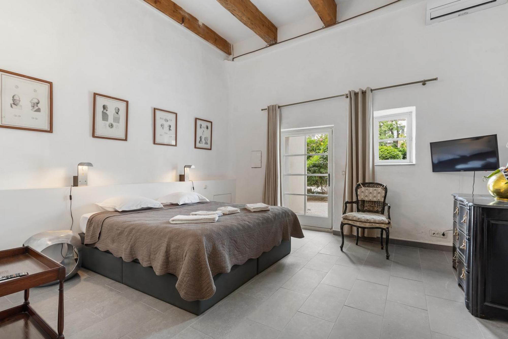 Aparthotel Chateau Hermitage De Combas Servian Pokoj fotografie