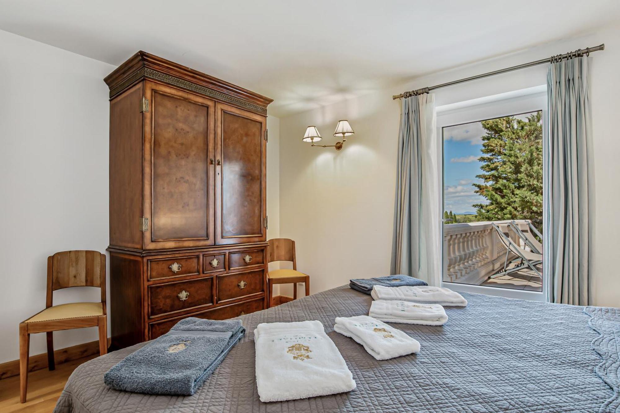 Aparthotel Chateau Hermitage De Combas Servian Exteriér fotografie